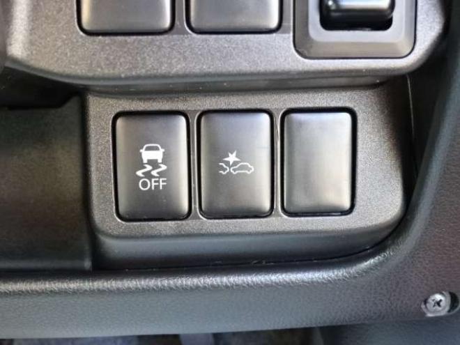 eKカスタムT セーフティパッケージ 4WD　保証1年/走行距離無制限　4WD　衝突軽減ブレーキシステム　純正ナビ　地デジ　バックカメラ　社外エンジンスターター　シートヒーター　社外15インチアルミ　純正HID　ウインカーミラー　横滑り防止　寒冷地仕様 660