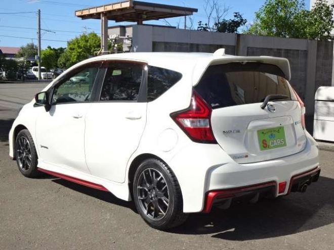 ノート1.2 e-POWER NISMO　本州車　ハイブリットシステム保証2年付　ワンオーナー　社外ナビ　Bluetooth接続　 エマージェンシーブレーキサポート　車線逸脱警報　NISMO純正アルミ　純正LEDヘッドライト　インテリキー　プッシュスタート　ETC 2WD 1200