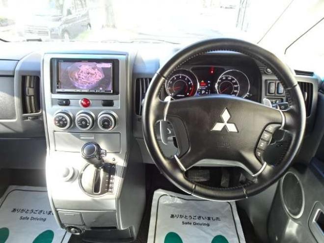 デリカD：5 2.4 G パワーパッケージ 4WD　本州車　ワンオーナー　オープンカントリーマッドタイヤ　両側パワースライドドア　ALPINE製ナビ　地デジ　10.2インチALPINE製フリップダウンモニター　バックカメラ　純正HID　スマートキー　ASC　ETC　クルコン 2400