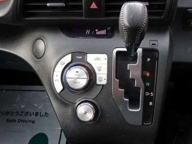 シエンタ1.5 G 4WD　本州車　保証1年/走行距離無制限　4WD　トヨタセーフティセンス　両側パワースライドドア　純正ナビ　地デジ　バックカメラ　純正エンジンスターター　シートヒーター　スマートキー　プッシュスタート　LEDヘッド 1500
