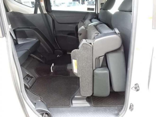 シエンタ1.5 G 4WD　本州車　保証1年/走行距離無制限　4WD　トヨタセーフティセンス　両側パワースライドドア　純正ナビ　地デジ　バックカメラ　純正エンジンスターター　シートヒーター　スマートキー　プッシュスタート　LEDヘッド 1500