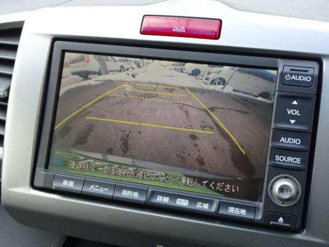 フリード1.5 G ジャストセレクション 4WD　本州車　4WD　パワースライドドア　純正HDDインターナビ　バックカメラ　TV　ビルトインETC　コンフォートパッケージ　HID　ミラーヒーター　デアイサー　車検新規2年 1500