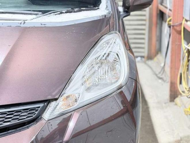 フィット1.3 シーズ 4WD　防錆塗装4WDスマキーCDバックカメラ 1300