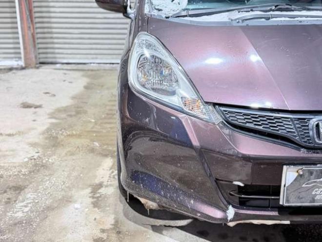 フィット1.3 シーズ 4WD　防錆塗装4WDスマキーCDバックカメラ 1300