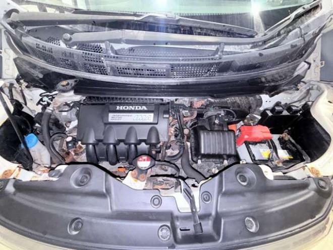 フリードスパイクハイブリッド1.5 ジャストセレクション　下廻防錆TVナビBカメETC 2WD 1500