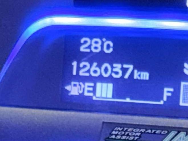 フリードスパイクハイブリッド1.5 ジャストセレクション　下廻防錆TVナビBカメETC 2WD 1500