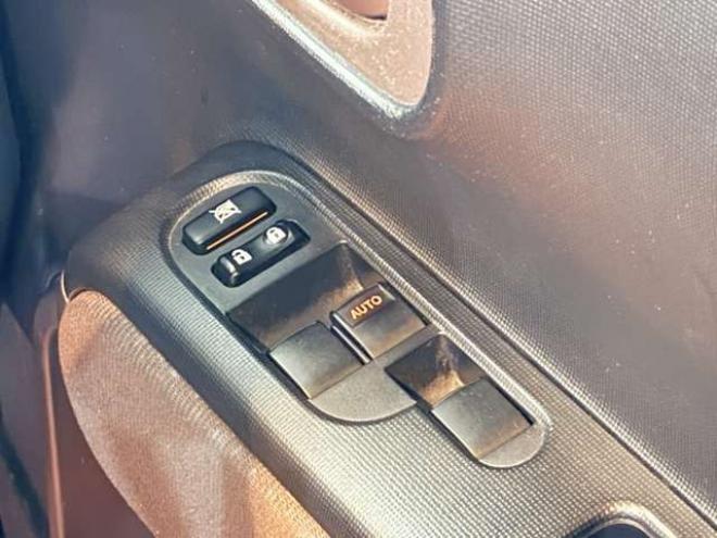 ポルテ1.5 X 4WD　防錆塗装4WDキーレスTVナビBカメエンスタ夏冬タイヤ 1500