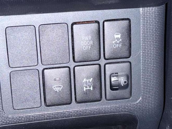 ポルテ1.5 X 4WD　防錆塗装4WDキーレスTVナビBカメエンスタ夏冬タイヤ 1500