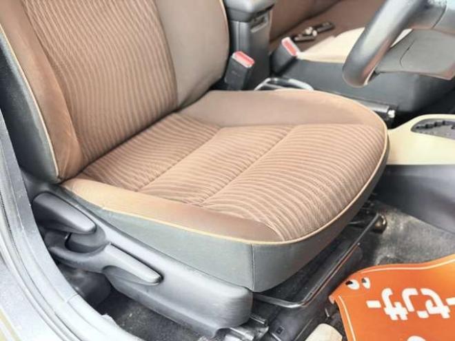 アクア1.5 G　防錆塗装TVナビBカメ 2WD 1500