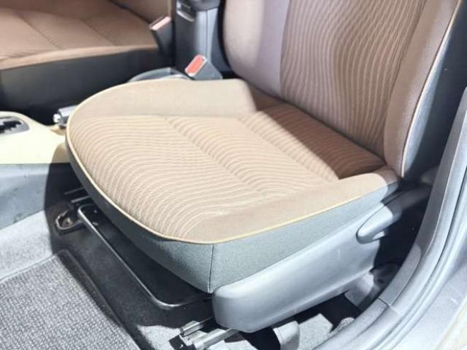 アクア1.5 G　防錆塗装TVナビBカメ 2WD 1500