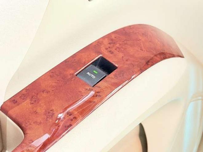 エスティマ2.4 アエラス Gエディション 4WD　防錆塗装4WDTVナビBカメETCエンスタ 2400