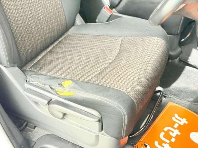 セレナ2.0 ハイウェイスター Vセレクション+Safety 4WD　防錆塗装4WDTVナビBカメエンスタ夏冬タイヤ 2000