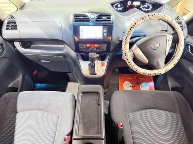 セレナ2.0 20X 4WD　防錆塗装4WDTVナビエンスタ 2000