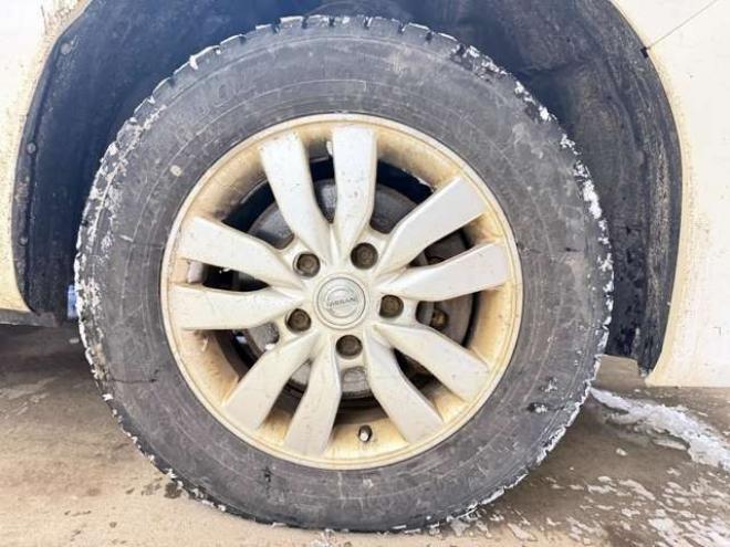 セレナ2.0 20X 4WD　防錆塗装4WDTVナビエンスタ 2000