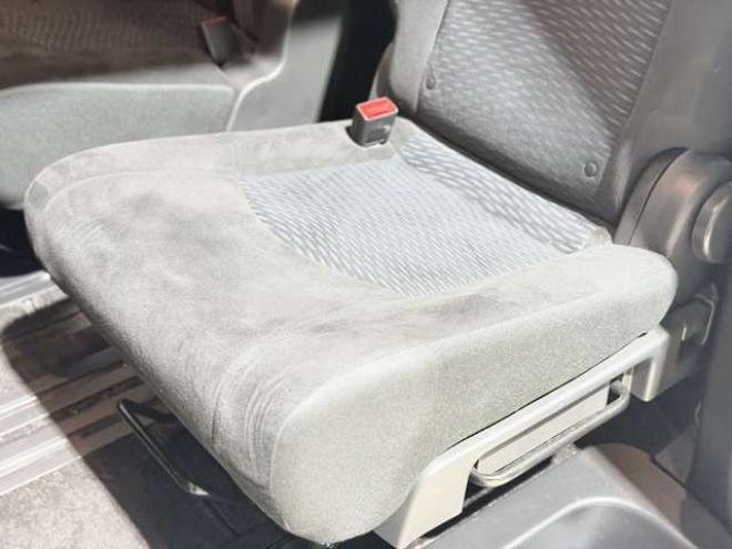 セレナ2.0 20X 4WD　防錆塗装4WDTVナビエンスタ 2000