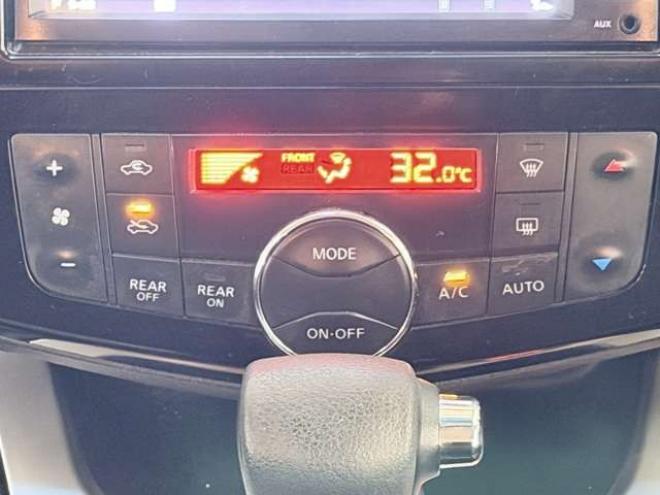 セレナ2.0 20X 4WD　防錆塗装4WDTVナビエンスタ 2000