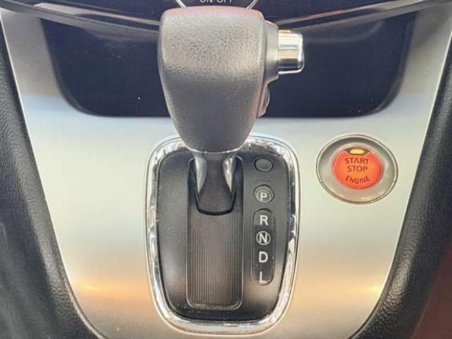 セレナ2.0 20X 4WD　防錆塗装4WDTVナビエンスタ 2000