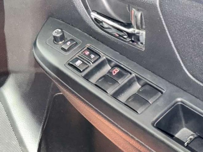 インプレッサスポーツ 2.0 i アイサイト 4WD　防錆塗装4WDTVナビBカメETC 2000