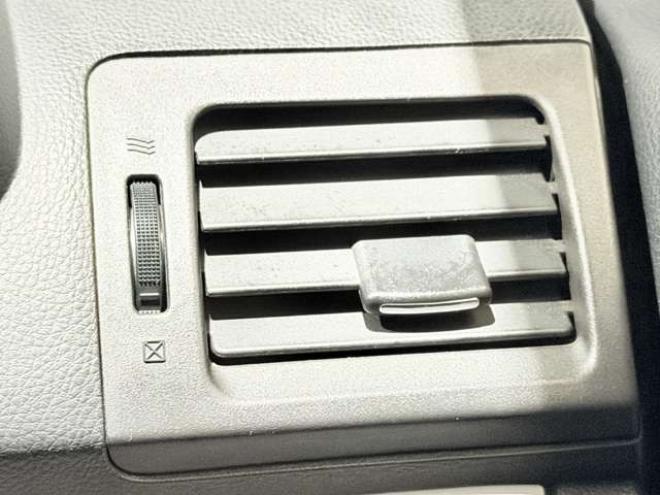 インプレッサスポーツ 2.0 i アイサイト 4WD　防錆塗装4WDTVナビBカメETC 2000