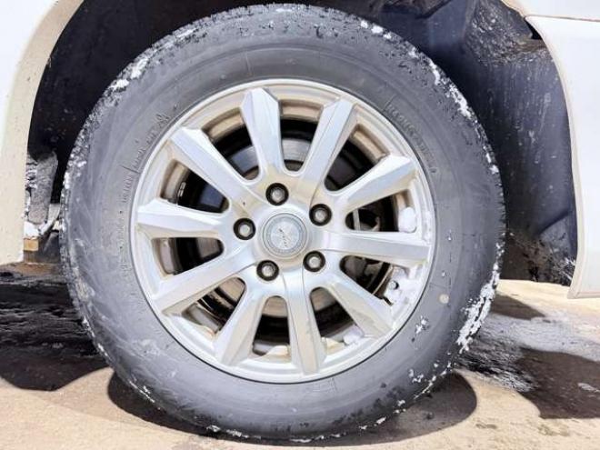 セレナ2.0 ハイウェイスター アドバンストセーフティ パッケージ 4WD　防錆塗装4WDTVナビBカメETC後席モニタ 2000