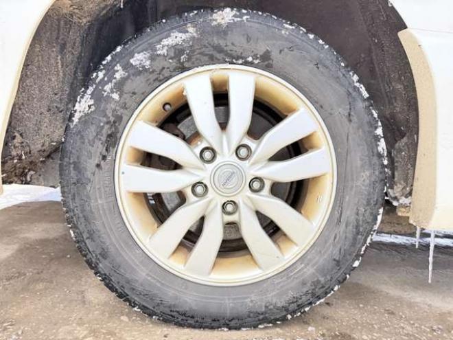 セレナ2.0 ハイウェイスター アドバンストセーフティ パッケージ 4WD　防錆塗装4WDTVナビBカメETC後席モニタ 2000