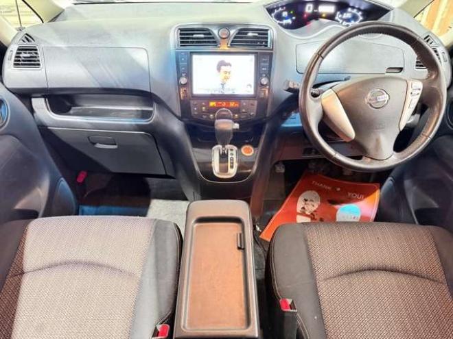 セレナ2.0 ハイウェイスター アドバンストセーフティ パッケージ 4WD　防錆塗装4WDTVナビBカメETC後席モニタ 2000