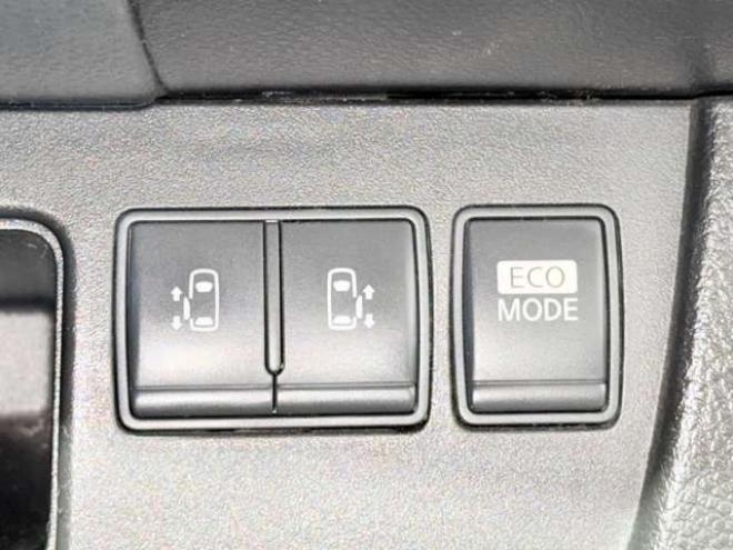 セレナ2.0 ライダー 4WD　防錆塗装4WDTVナビBカメETC 2000