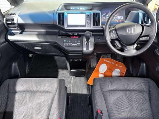 ステップワゴン2.0 スパーダ Z クールスピリット 4WD　防錆塗装4WDTVナビBカメETCエンスタ 2000