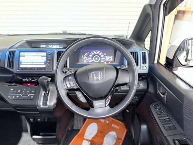 ステップワゴン2.0 スパーダ Z クールスピリット 4WD　防錆塗装4WDTVナビBカメETCエンスタ 2000