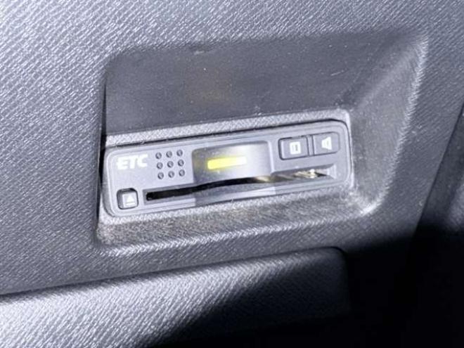 ステップワゴン2.0 スパーダ Z クールスピリット 4WD　防錆塗装4WDTVナビBカメETCエンスタ 2000