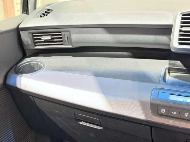 フリード1.5 フレックス エアロ　防錆塗装TVナビBカメ 2WD 1500