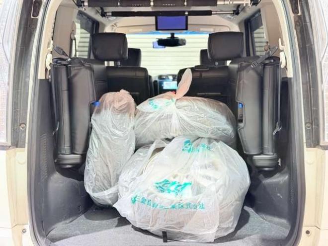 セレナ2.0 ハイウェイスター 4WD　防錆塗装4WDナビBカメETC夏冬タイヤ 2000