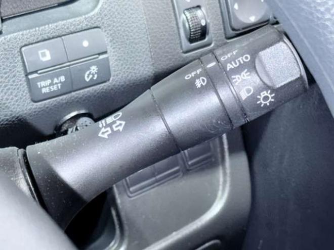 セレナ2.0 20X 4WD　下廻防錆TVナビETCエンスタ 2000