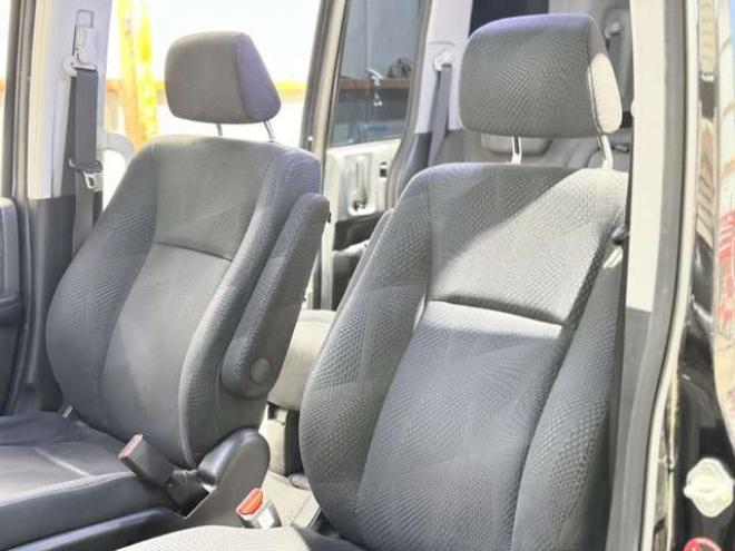 ステップワゴン2.0 スパーダ Z 4WD　防錆塗装4WDTVナビBカメETC後席モニタ 2000