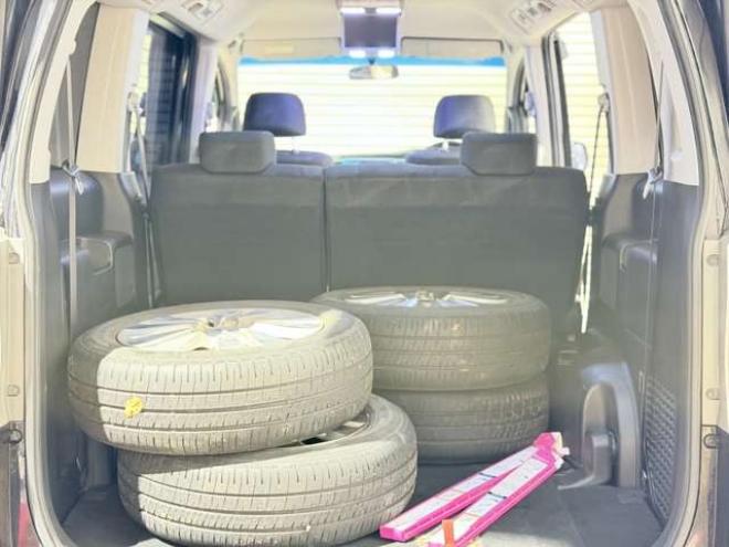 ステップワゴン2.0 スパーダ Z 4WD　防錆塗装4WDTVナビBカメETC後席モニタ 2000