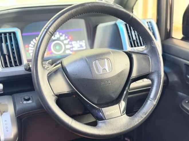 ステップワゴン2.0 スパーダ Z 4WD　防錆塗装4WDTVナビBカメETC後席モニタ 2000