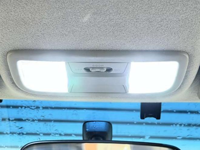 ステップワゴン2.0 スパーダ Z 4WD　防錆塗装4WDTVナビBカメETC後席モニタ 2000