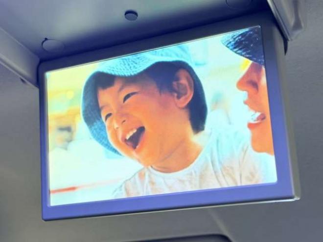 ステップワゴン2.0 スパーダ Z 4WD　防錆塗装4WDTVナビBカメETC後席モニタ 2000