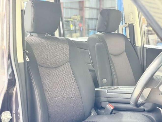 セレナ2.0 ハイウェイスター S-HYBRID　防錆塗装TVナビBカメ後席モニタETC 2WD 2000