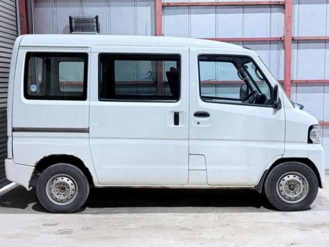 クリッパーDX 4WD　防錆塗装4WDナビ夏冬タイヤ 660