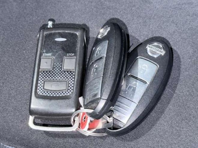 セレナ2.0 20X S-HYBRID　防錆塗装CDエンスタ 2WD 2000