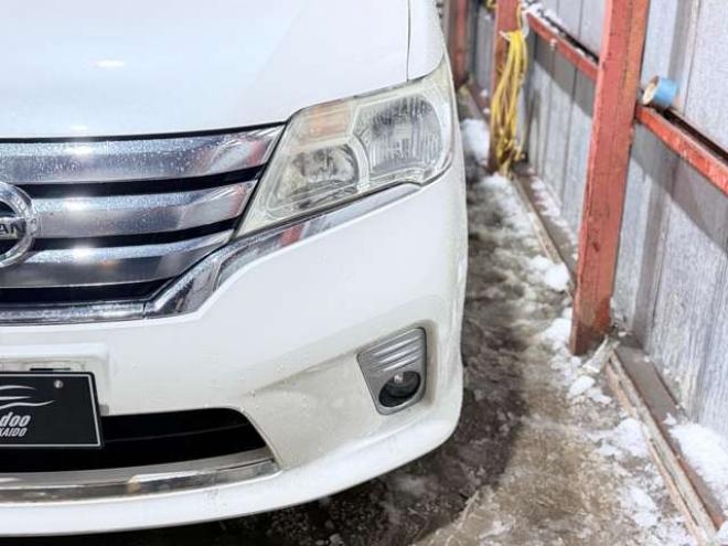 セレナ2.0 ハイウェイスター 4WD　防錆塗装4WDスマキー 2000