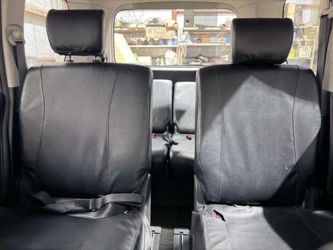 セレナ2.0 ハイウェイスター 4WD　防錆塗装4WDスマキー 2000