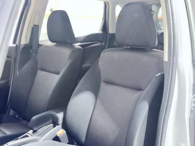 フィット1.5 ハイブリッド Fパッケージ 4WD　下廻防錆ナビETCエンスタ 1500