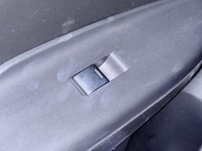 フィット1.5 ハイブリッド Fパッケージ 4WD　下廻防錆ナビETCエンスタ 1500