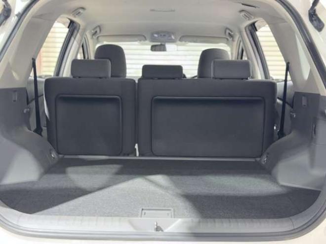 プリウスα1.8 S　下廻防錆TVナビBカメ 2WD 1800