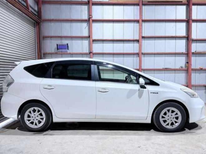 プリウスα1.8 S　下廻防錆TVナビBカメ 2WD 1800