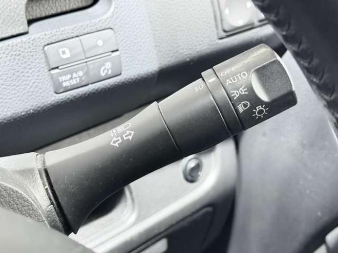 セレナ2.0 ライダー 4WD　防錆塗装4WDTVナビBカメETC後席モニタ 2000