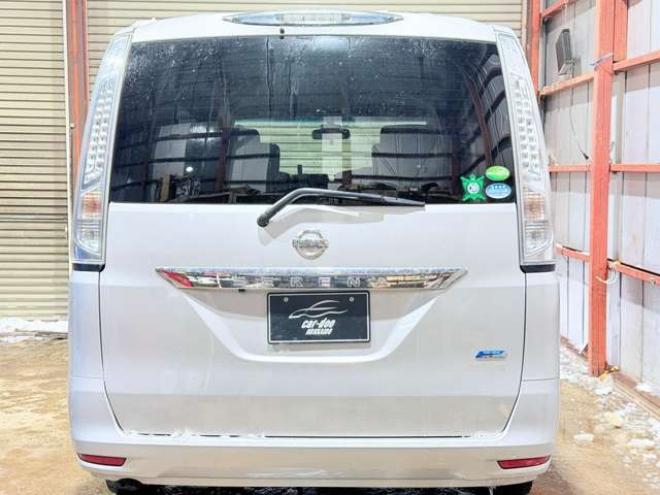 セレナ2.0 20X 4WD　防錆塗装4WDTVナビBカメETC 2000