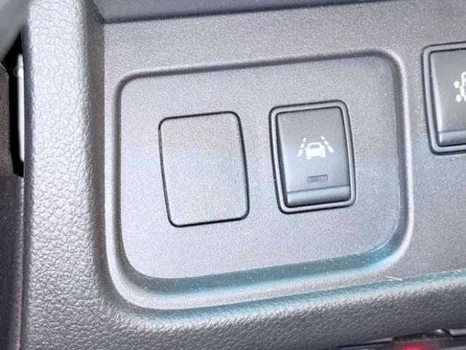 セレナ2.0 20X 4WD　防錆塗装4WDTVナビBカメETC 2000